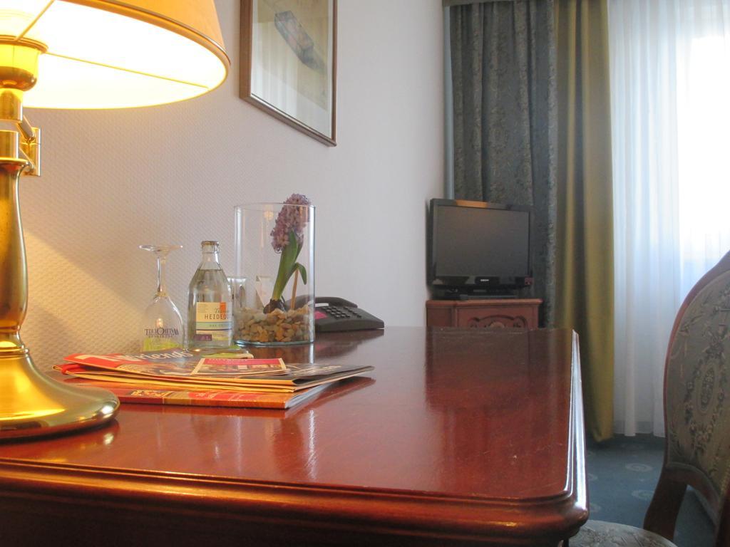 Adler Golf-& Tagungshotel Harth-Poellnitz Dış mekan fotoğraf